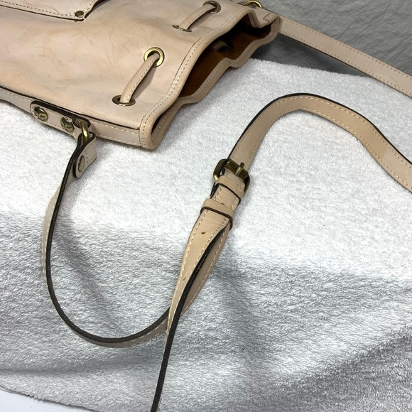 Patricia Nash Sabina Tooled Leather Drawstring Bucket Crossbody - Picture 10 of 16